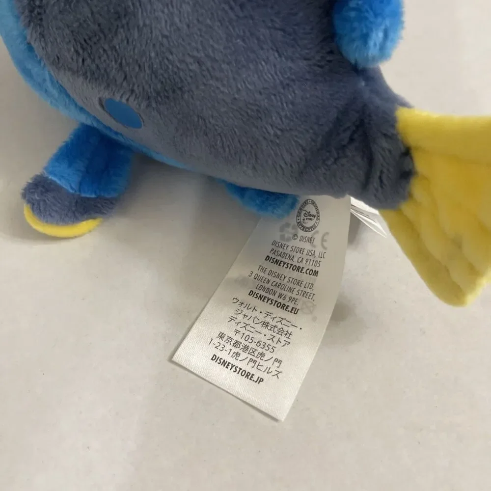 Disney  Dory 8